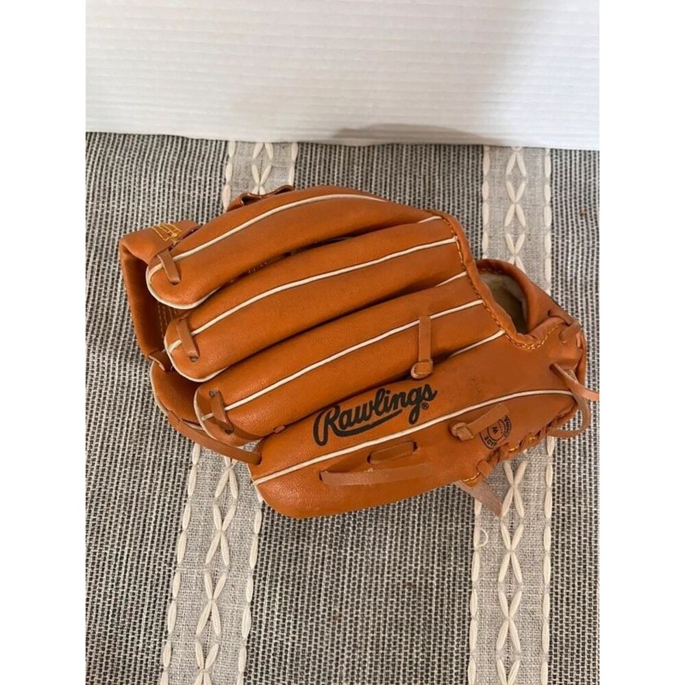 Rawlings Baseball Glove Adult size